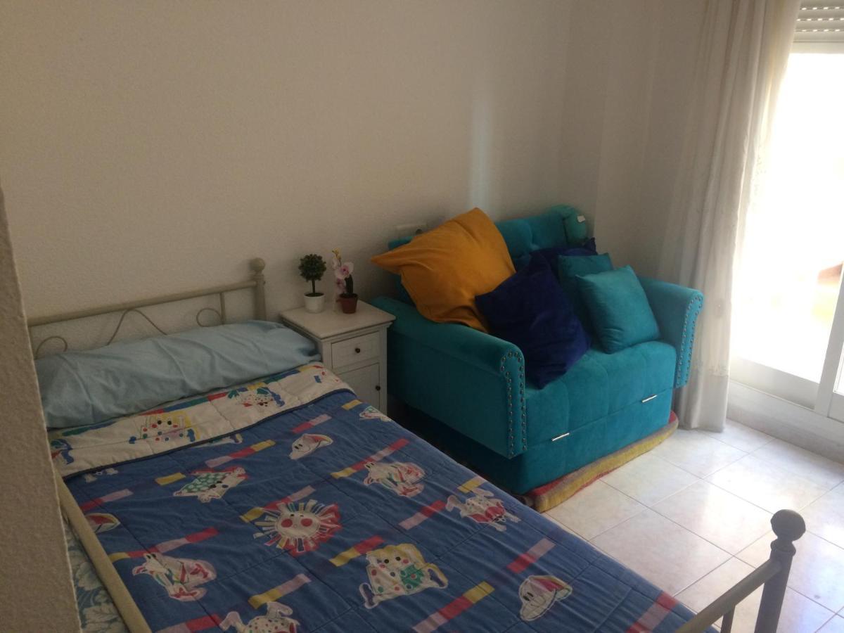 Malaga Habitacion En Apartamento Carlos Haya Apartment Exterior photo