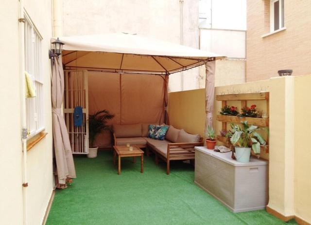 Malaga Habitacion En Apartamento Carlos Haya Apartment Exterior photo
